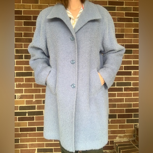 Vintage Bill Blass Alpaca Fuzzy Coat - Picture 2 of 11